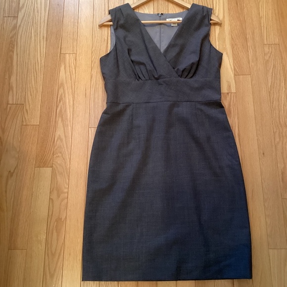 Banana Republic Wool Dress, Sleeveless, size 10 petite - Picture 3 of 9